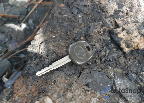 2011 Toyota Corolla Le from USA, damaged, VIN JTDBU4EEXBJ100855